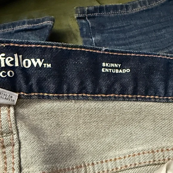 Goodfellow & Co Men's Relaxed Denim Jeans - Picture 8 of 10